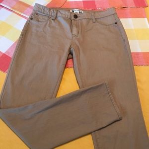 Beige tight fit skinny jean/pants